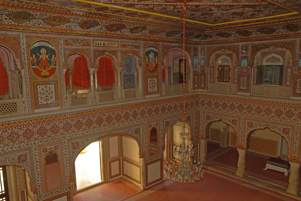 Decor Inside Samode Palace 3